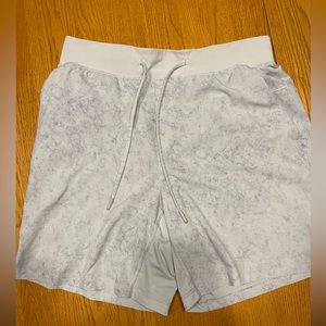 Lululemon T.H.E. Linerless Short 7"